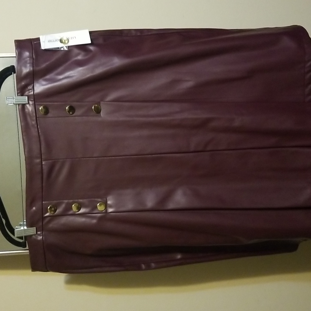Faux leather skirt